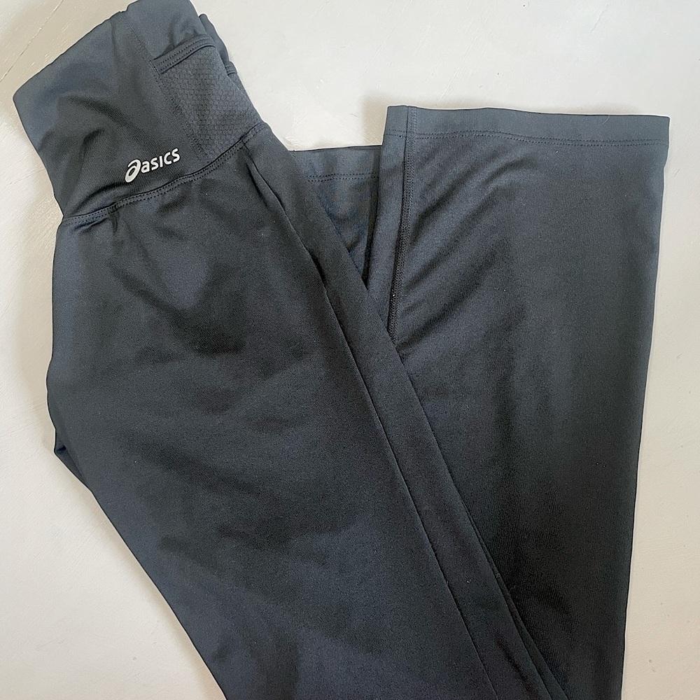XS black ASICS flared leggings